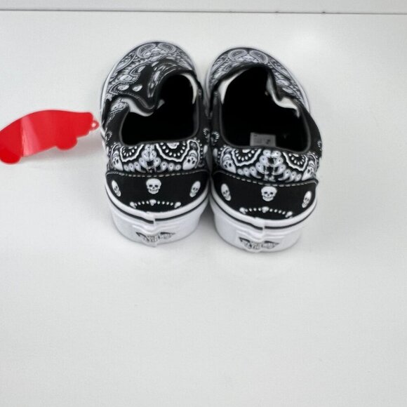 Vans Classic Slip-On Black Bandana Skull  Shoes Sneakers Kids 3.5 W 5 - Picture 6 of 9